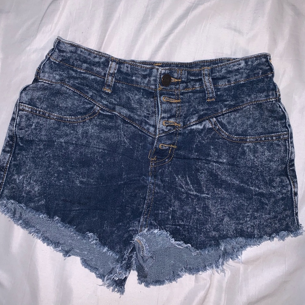 High Rise Charlotte Russe Shorts | Size 6